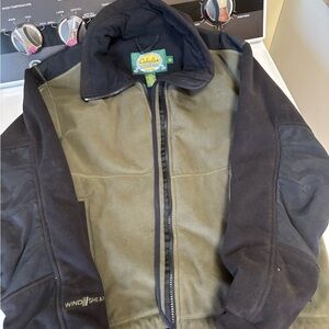 Cabela's Olive Green and Black Wind-Resistant Men's Jacket